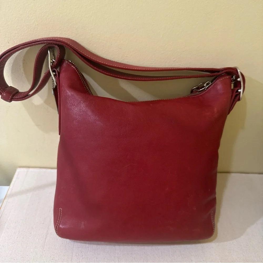 COACH SohoVintage Rusty Red Leather Hobo Crossbody classic Coach bucket Handbag
